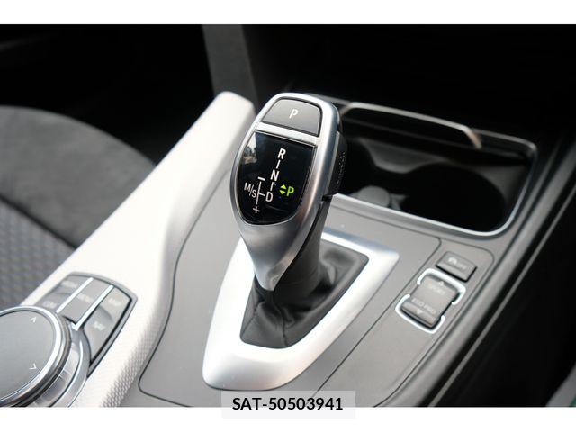 Bmw 3 SERIES 2017-03 8848337-17