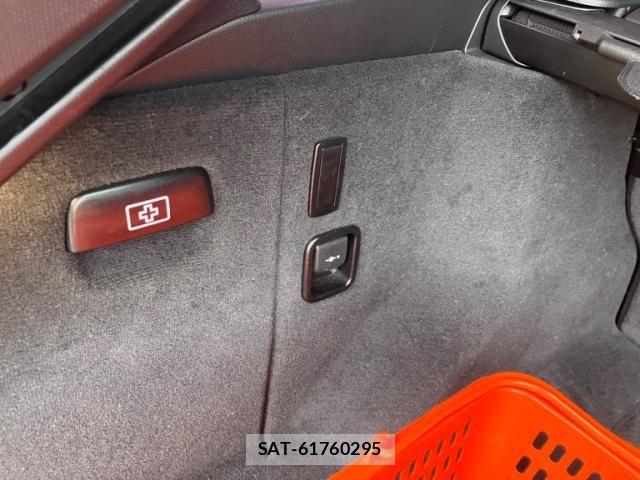 Bmw 3 SERIES 2019-02 8878858-7