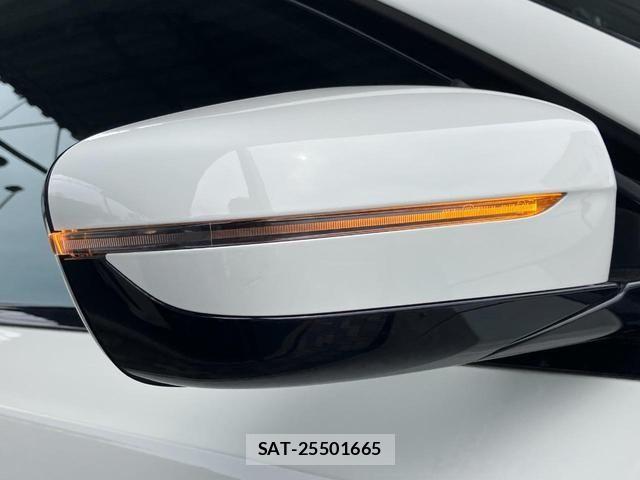 Bmw 3 SERIES 2023-01 8878855-9