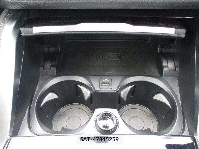 Bmw 4 SERIES 2021-07 8098217-16