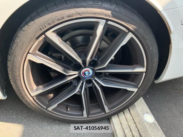 Bmw 4 SERIES 2022-10 8098226-7