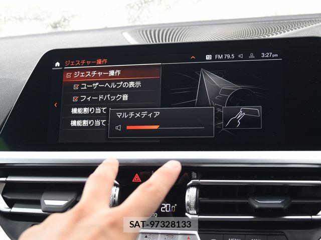 Bmw 4 SERIES 2021-05 8098225-19