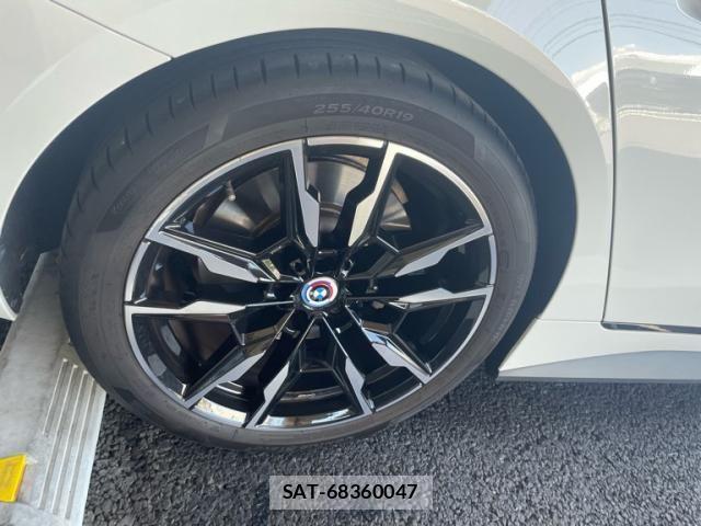 Bmw 4 SERIES 2023-03 1267368-8
