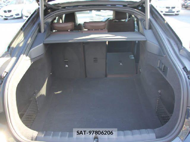 Bmw 4 SERIES 2023-03 2317879-24