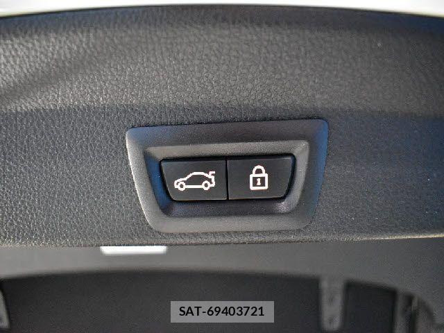 Bmw 4 SERIES 2018-04 7215328-14