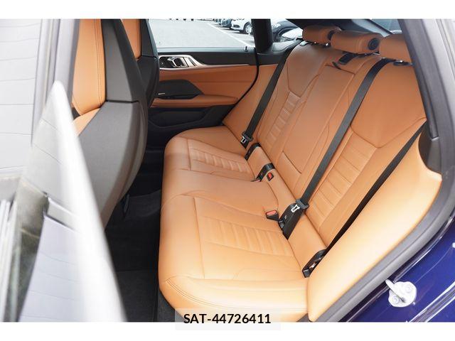 Bmw 4 SERIES 2021-12 7215326-14