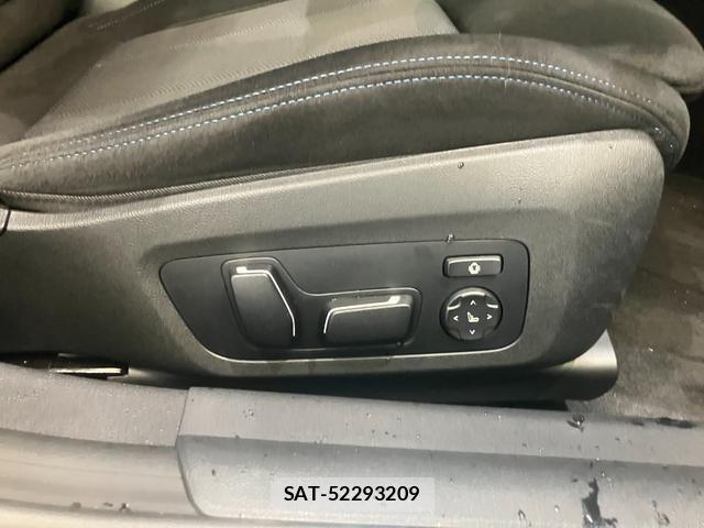 Bmw 4 SERIES 2025-12 7875511-21