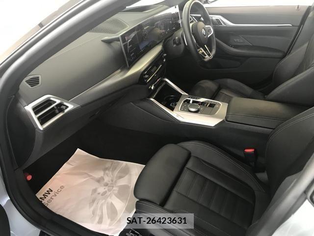 Bmw 4 SERIES 2025-10 8353974-10