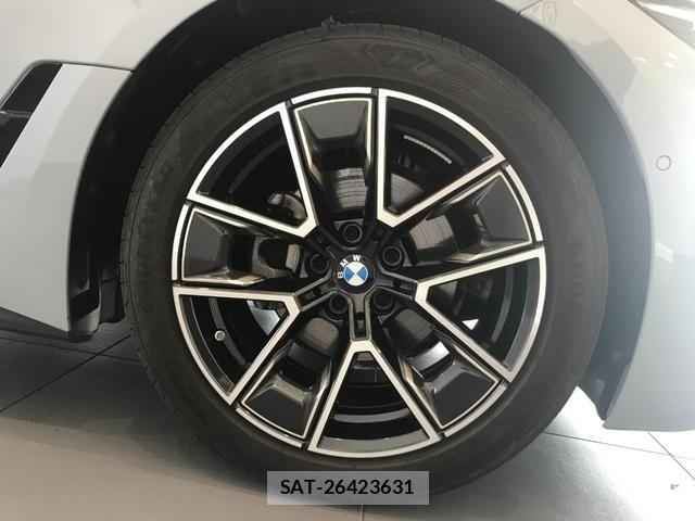 Bmw 4 SERIES 2025-10 8353974-26