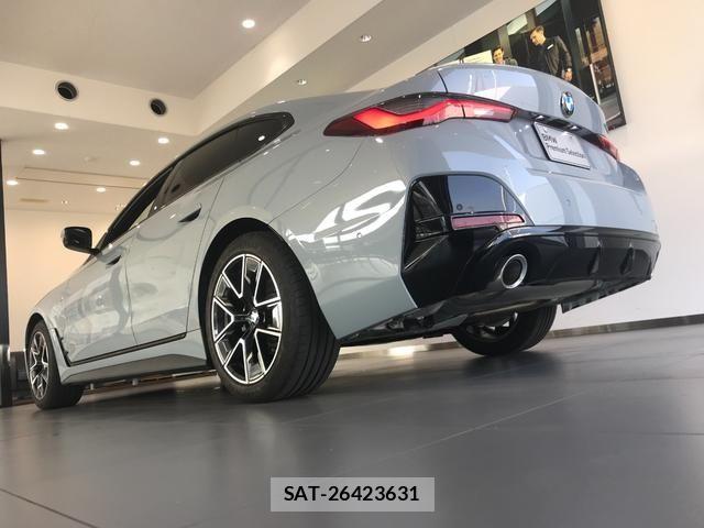 Bmw 4 SERIES 2025-10 8353974-6