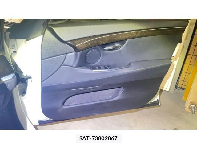 Bmw 5 SERIES 2011-01 8335063-18