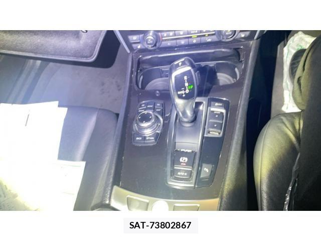 Bmw 5 SERIES 2011-01 8335063-21
