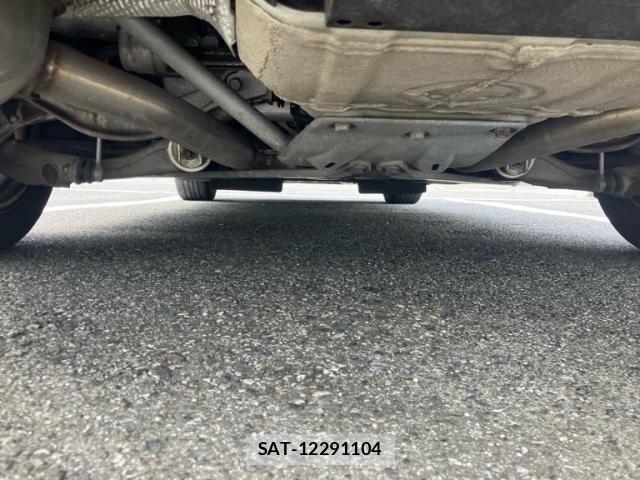 Bmw 5 SERIES 2012-05 8437960-11