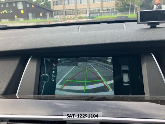Bmw 5 SERIES 2012-05 8437960-26