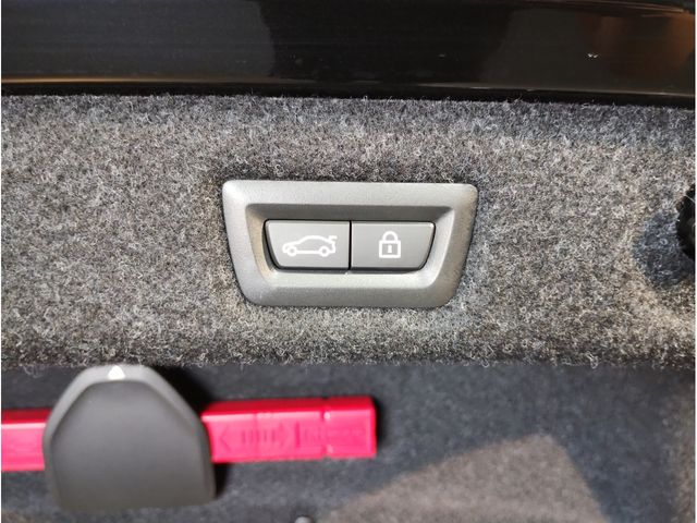 Bmw 5 SERIES 2017-06 482358-27