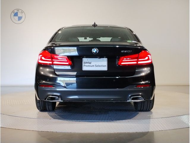 Bmw 5 SERIES 2017-06 482358-4