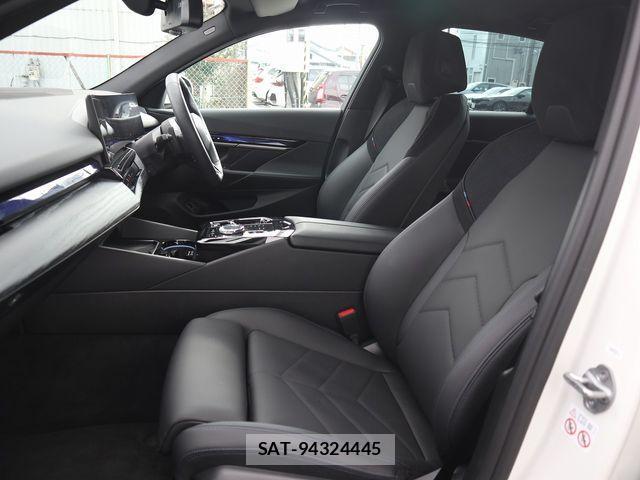 Bmw 5 SERIES 2024-04 637526-13