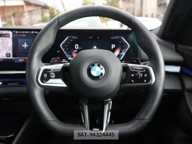 Bmw 5 SERIES 2024-04 637526-16