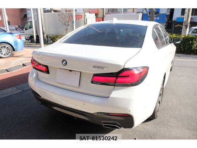 Bmw 5 SERIES 2022-03 637521-9