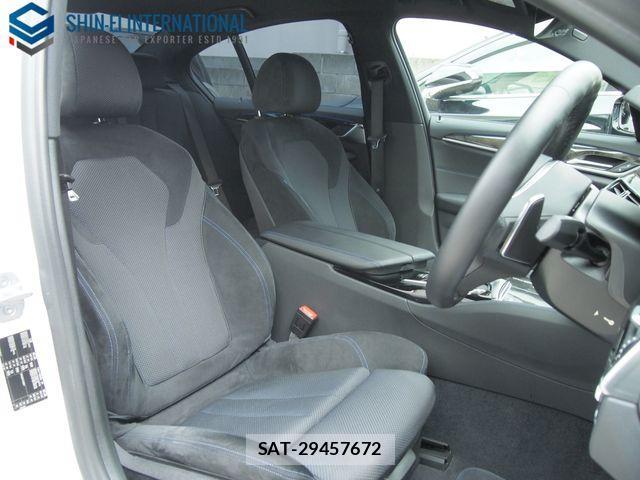 Bmw 5 SERIES 2018-11 1325711-5