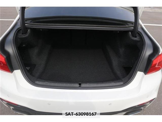 Bmw 5 SERIES 2017-07 1402124-16