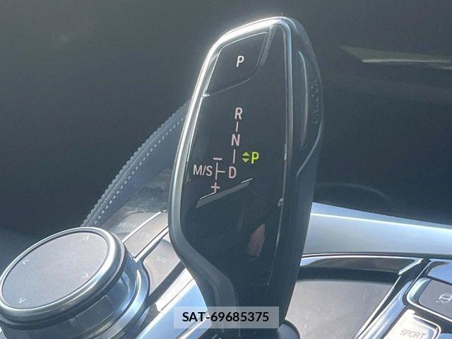 Bmw 5 SERIES 2018-03 1553835-10