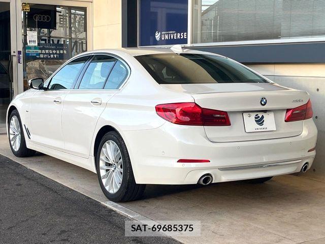 Bmw 5 SERIES 2018-03 1553835-17