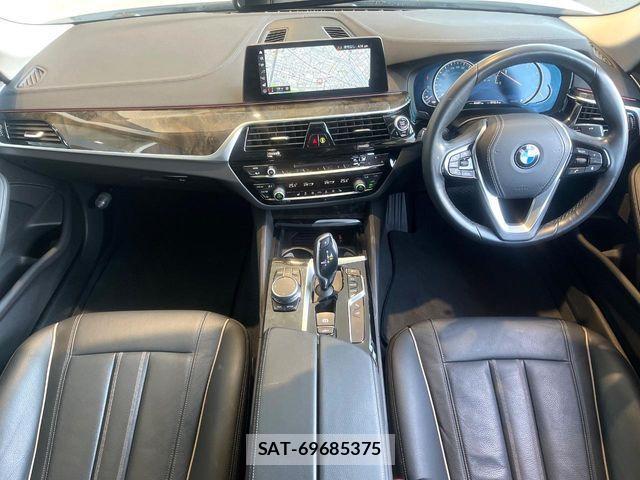 Bmw 5 SERIES 2018-03 1553835-1