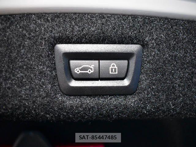 Bmw 5 SERIES 2017-05 1543047-11