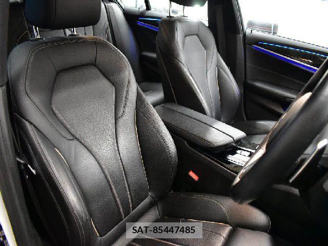 Bmw 5 SERIES 2017-05 1543047-17