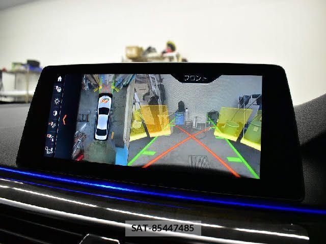 Bmw 5 SERIES 2017-05 1543047-20
