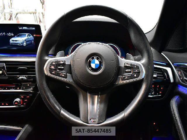 Bmw 5 SERIES 2017-05 1543047-24