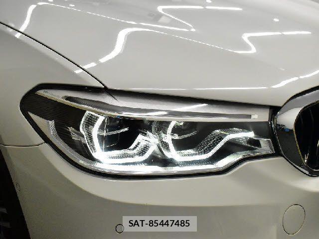 Bmw 5 SERIES 2017-05 1543047-3