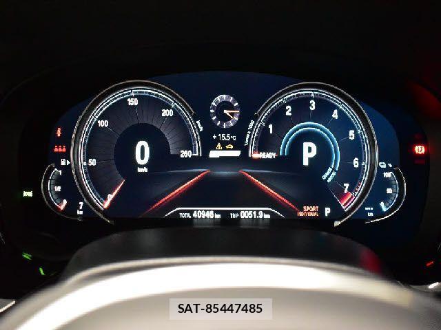 Bmw 5 SERIES 2017-05 1543047-8