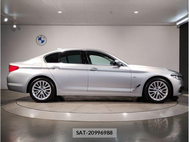 Bmw 5 SERIES 2017-05 1553834-6