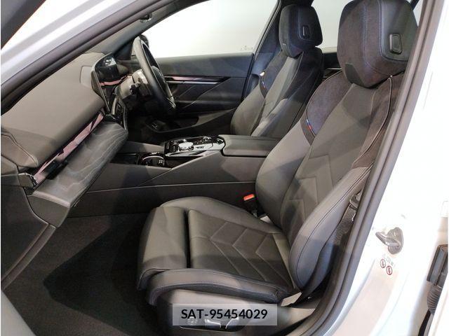 Bmw 5 SERIES 2023-12 1658194-10