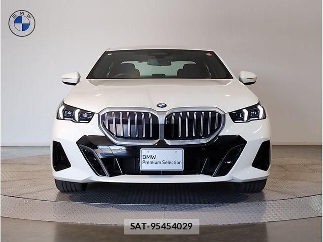 Bmw 5 SERIES 2023-12 1658194-3