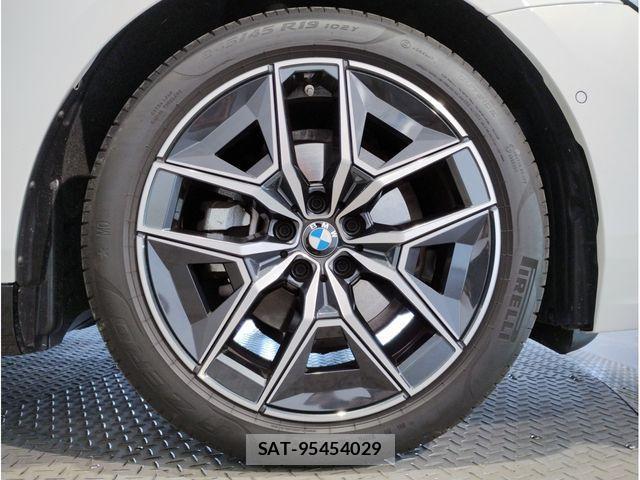 Bmw 5 SERIES 2023-12 1658194-8