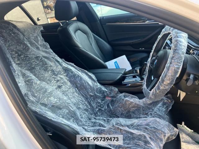 Bmw 5 SERIES 2017-11 1822889-10