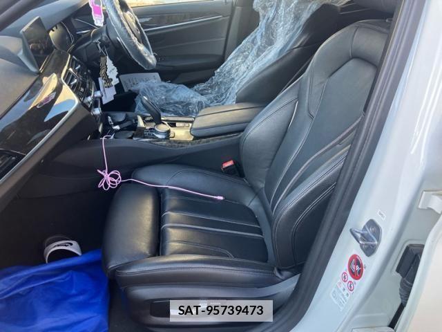 Bmw 5 SERIES 2017-11 1822889-15