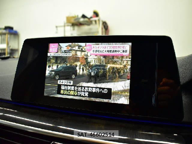 Bmw 5 SERIES 2017-06 2206893-14