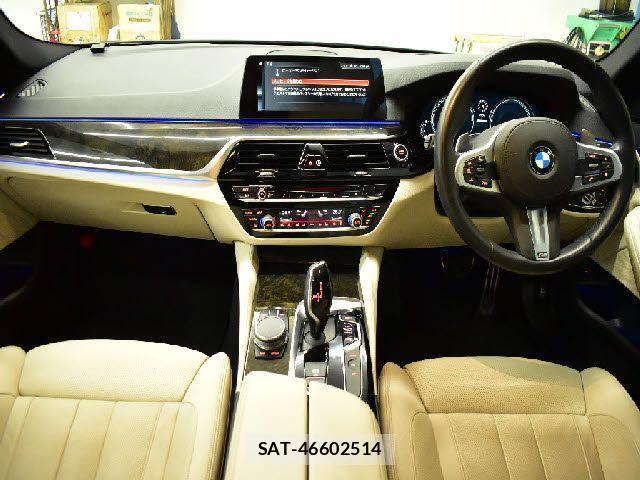 Bmw 5 SERIES 2017-06 2206893-1
