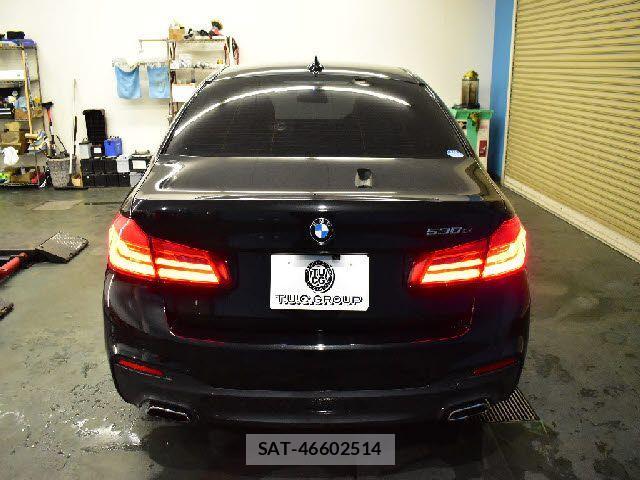 Bmw 5 SERIES 2017-06 2206893-21