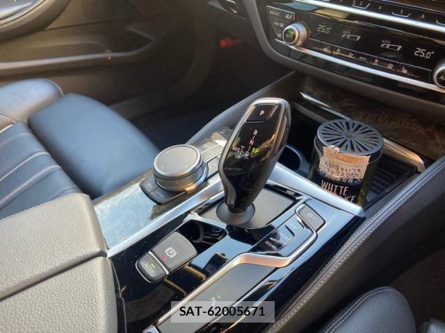 Bmw 5 SERIES 2020-09 2246412-20