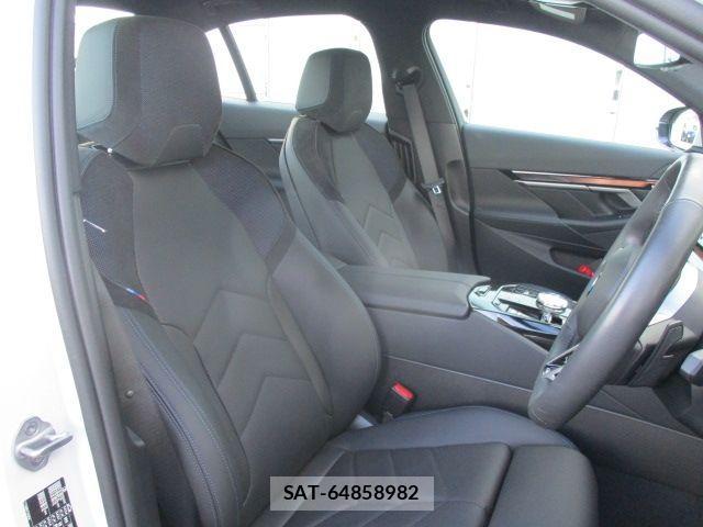 Bmw 5 SERIES 2025-04 2660718-12