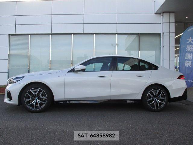 Bmw 5 SERIES 2025-04 2660718-3