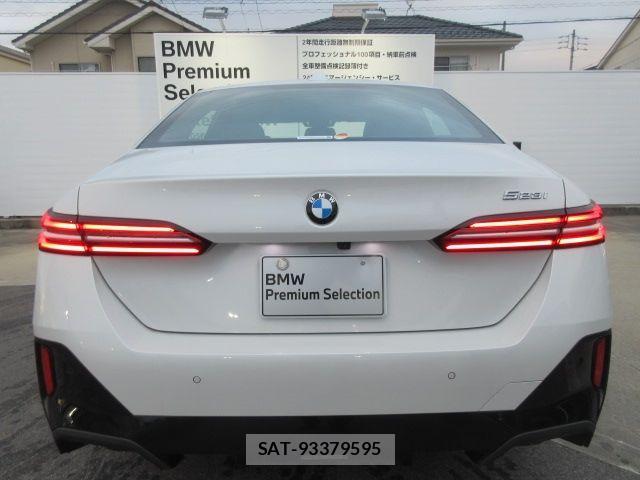 Bmw 5 SERIES 2025-04 2660727-3