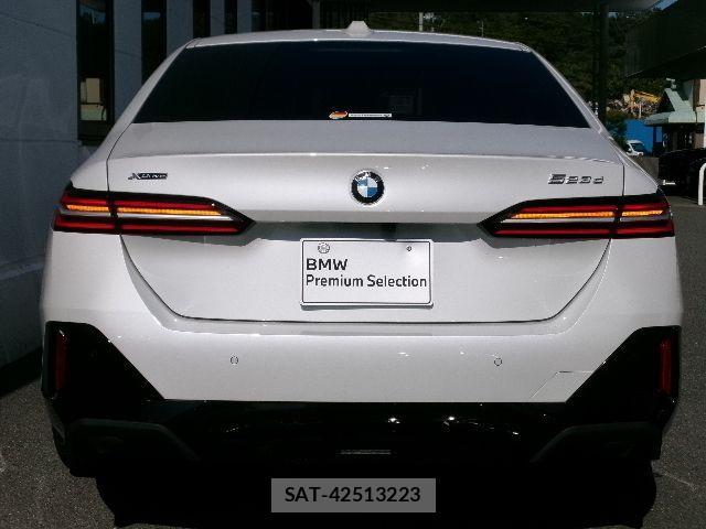 Bmw 5 SERIES 2024-04 2660710-18