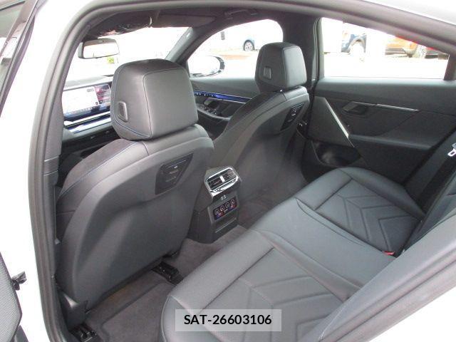 Bmw 5 SERIES 2025-04 2660707-23