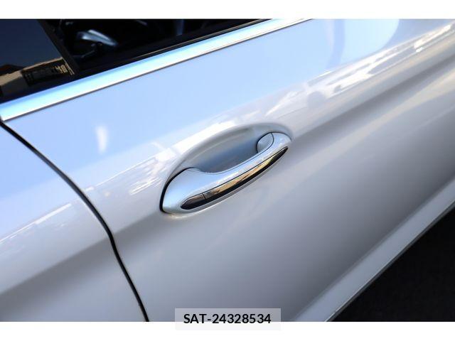 Bmw 5 SERIES 2017-01 3355802-16